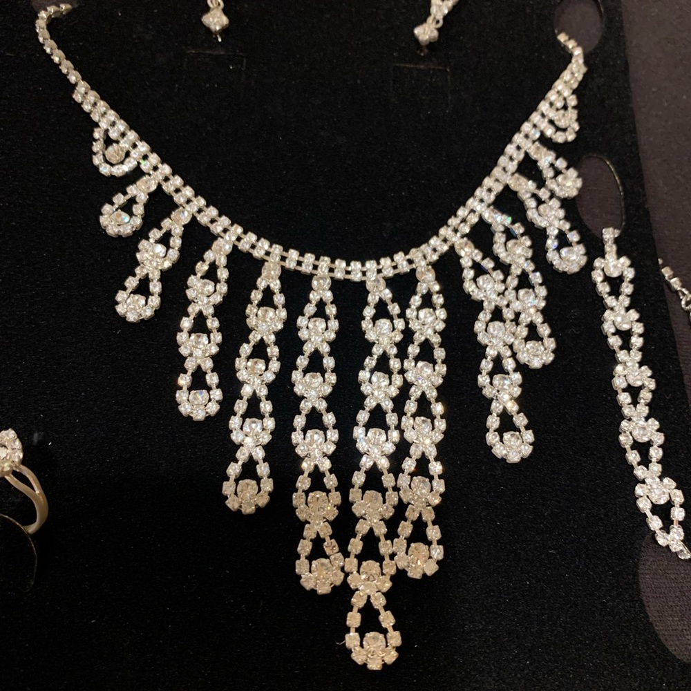 Fancy Diamond set - Picture 4 of 7